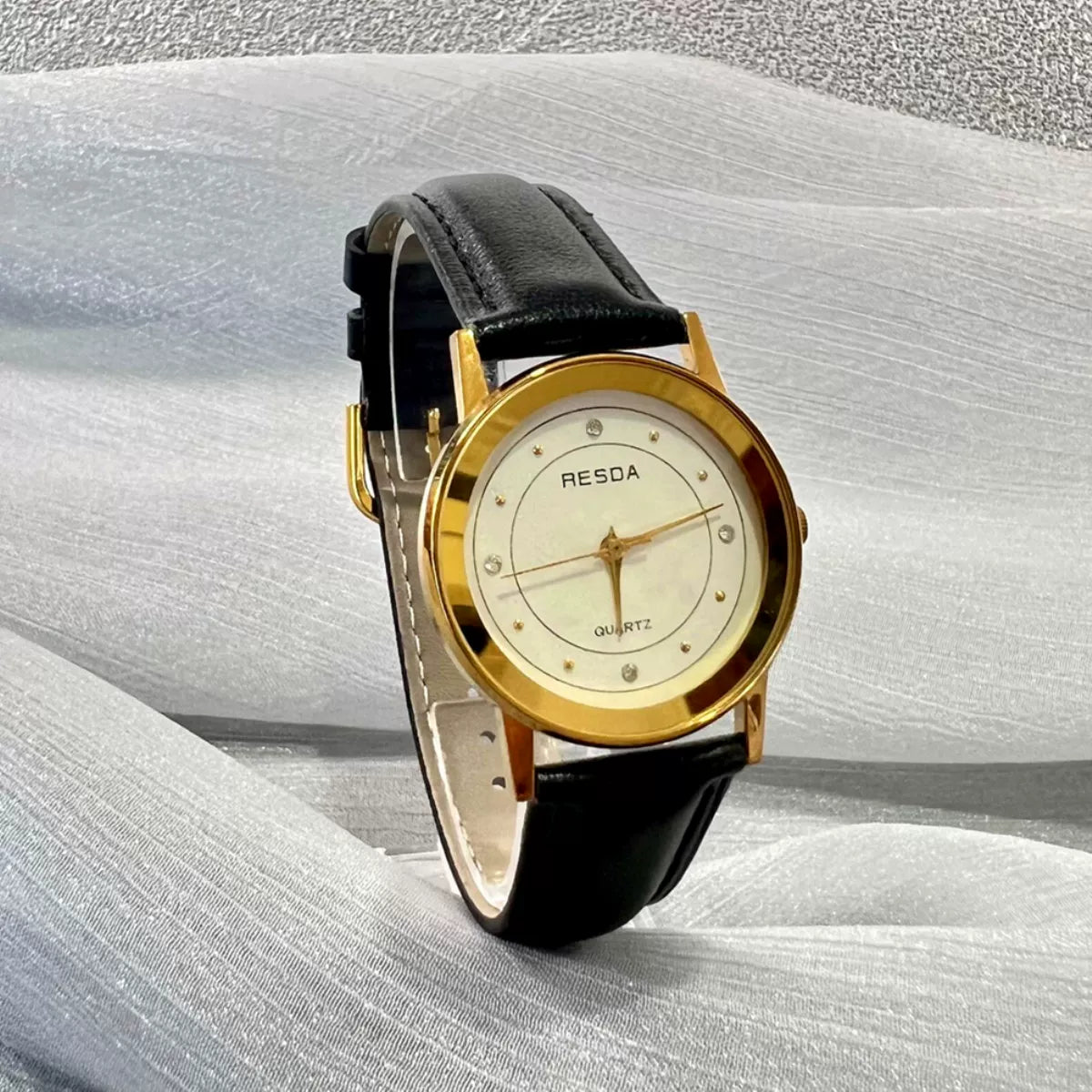LEISDA Ladies Quartz Watch Vintage Retro Student Elegant NOS