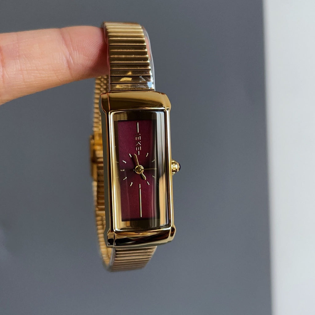 Women's Vintage Ankara-Red Chain Watch