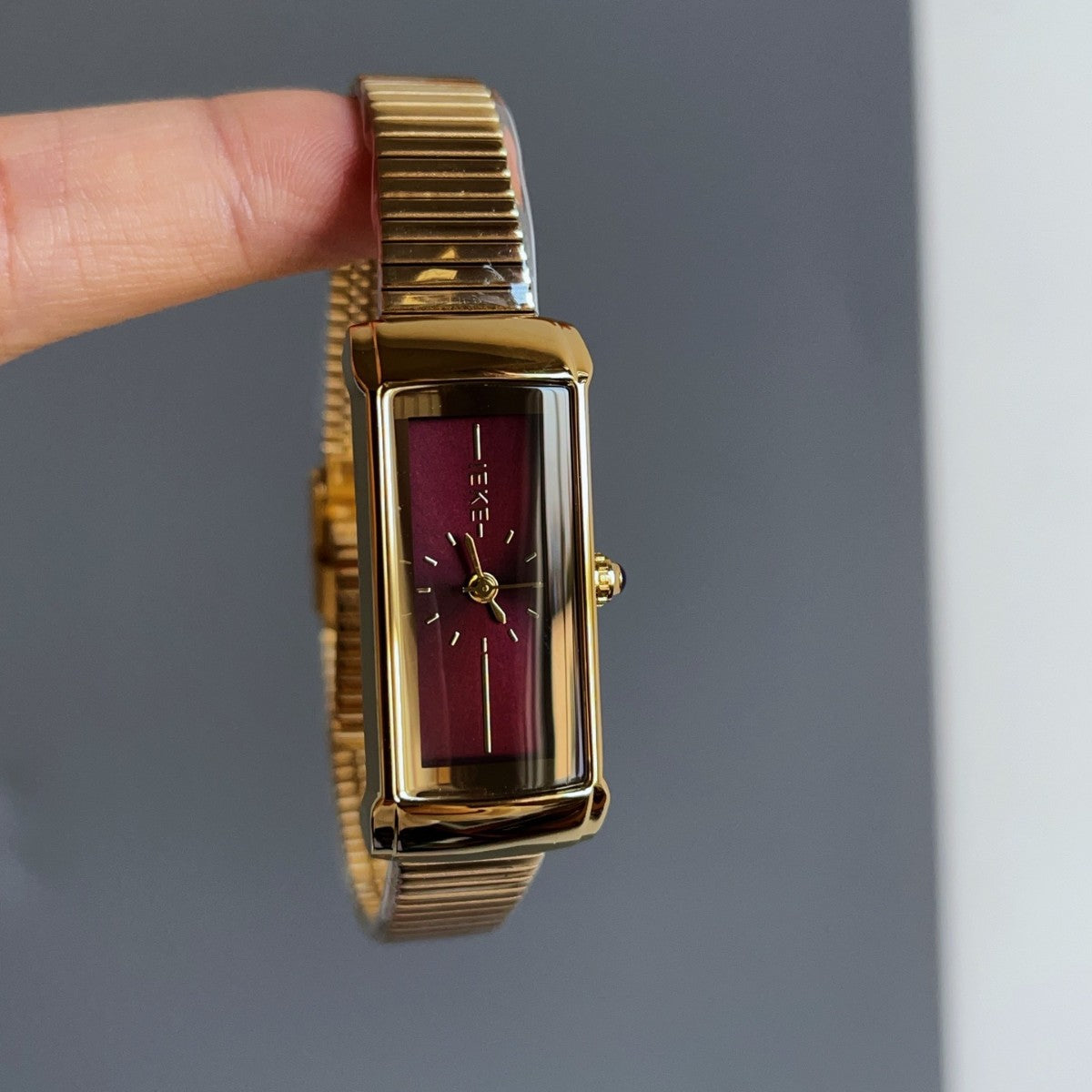 Women's Vintage Ankara-Red Chain Watch
