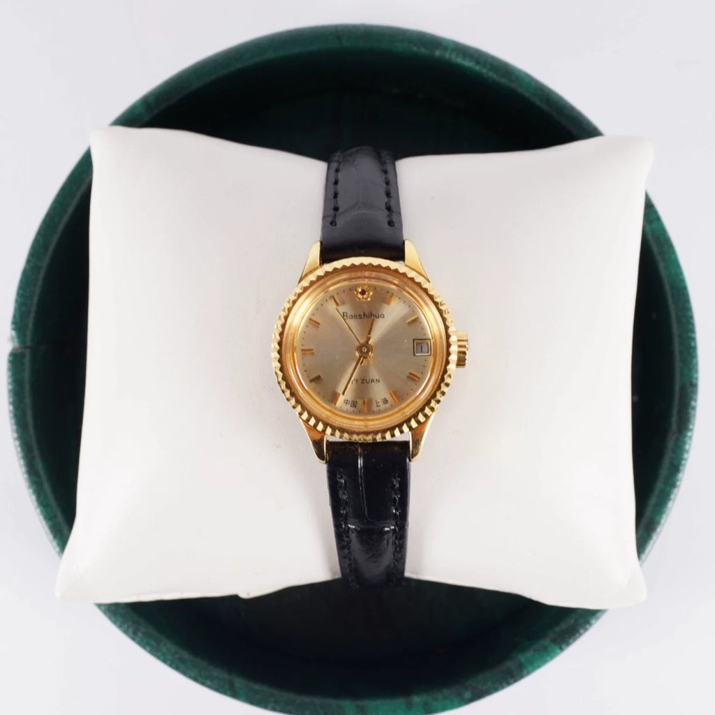Baoshihua Ladies Manual Wind Mechanical Watch Small Vintage Retro NOS Shanghai