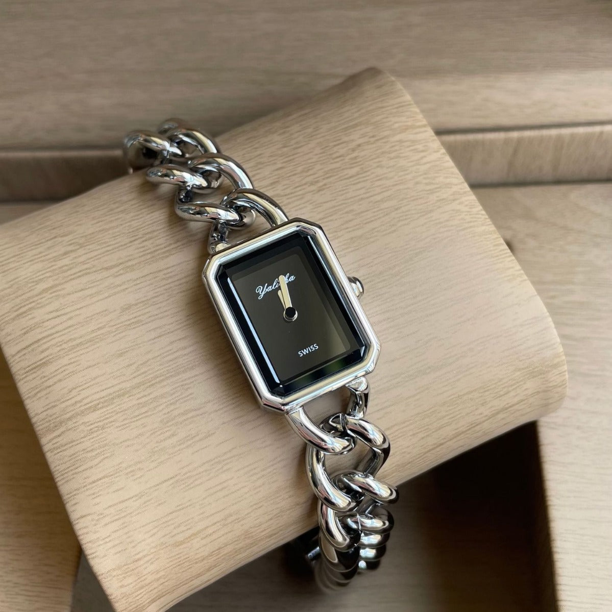 GESMART Women's Square Sugar Bracelet Quartz Fashion Jewelry Watch Trendy Retro Ladies