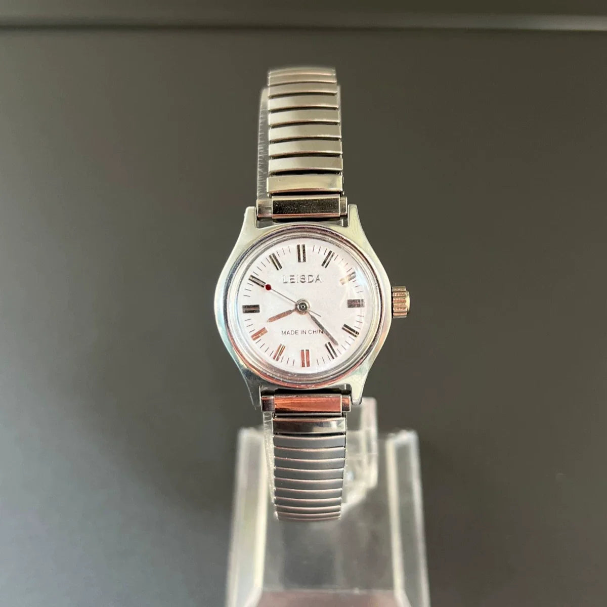 LEISDA Ladies Manual Wind Mechanical Watch 19 Jewels Sea Gull Movement Vintage