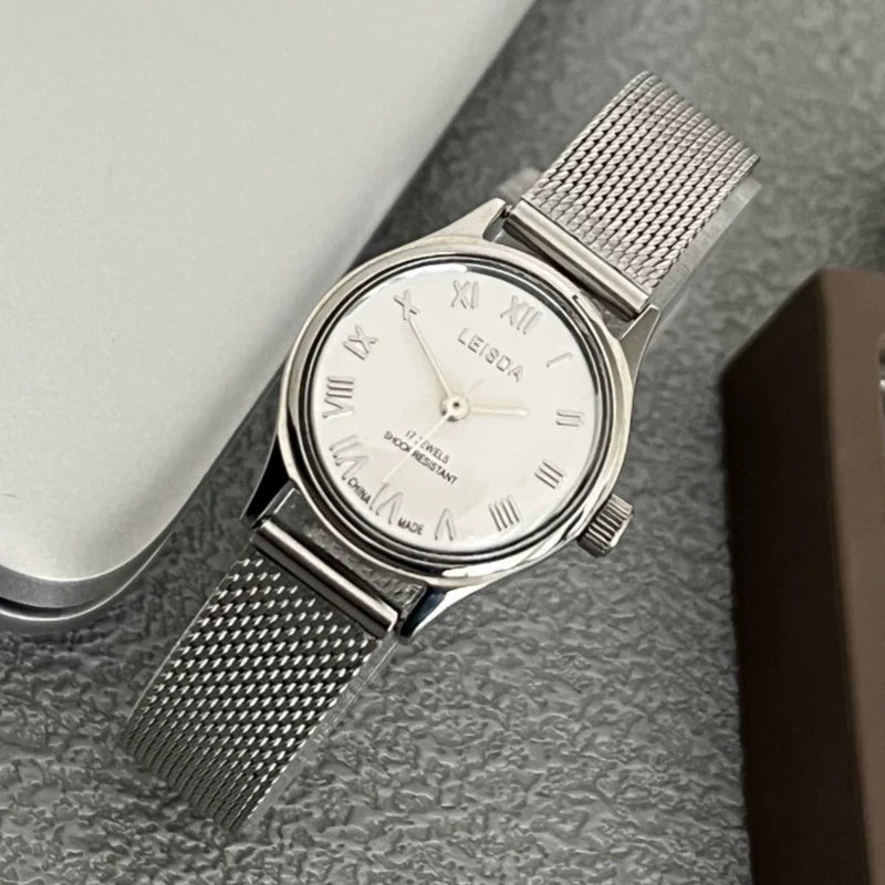 LEISDA Ladies Manual Wind Mechanical Watch Small Minimalist Vintage NOS