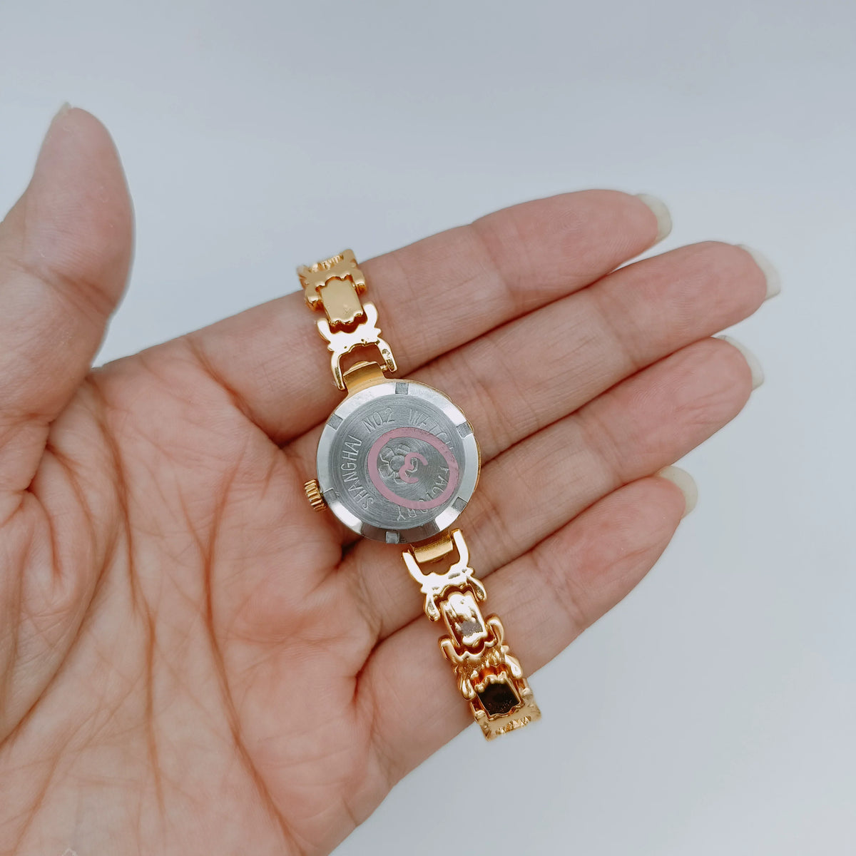 Baoshihua Ladies Manual Wind Mechanical Gold Watch Vintage 90s NOS