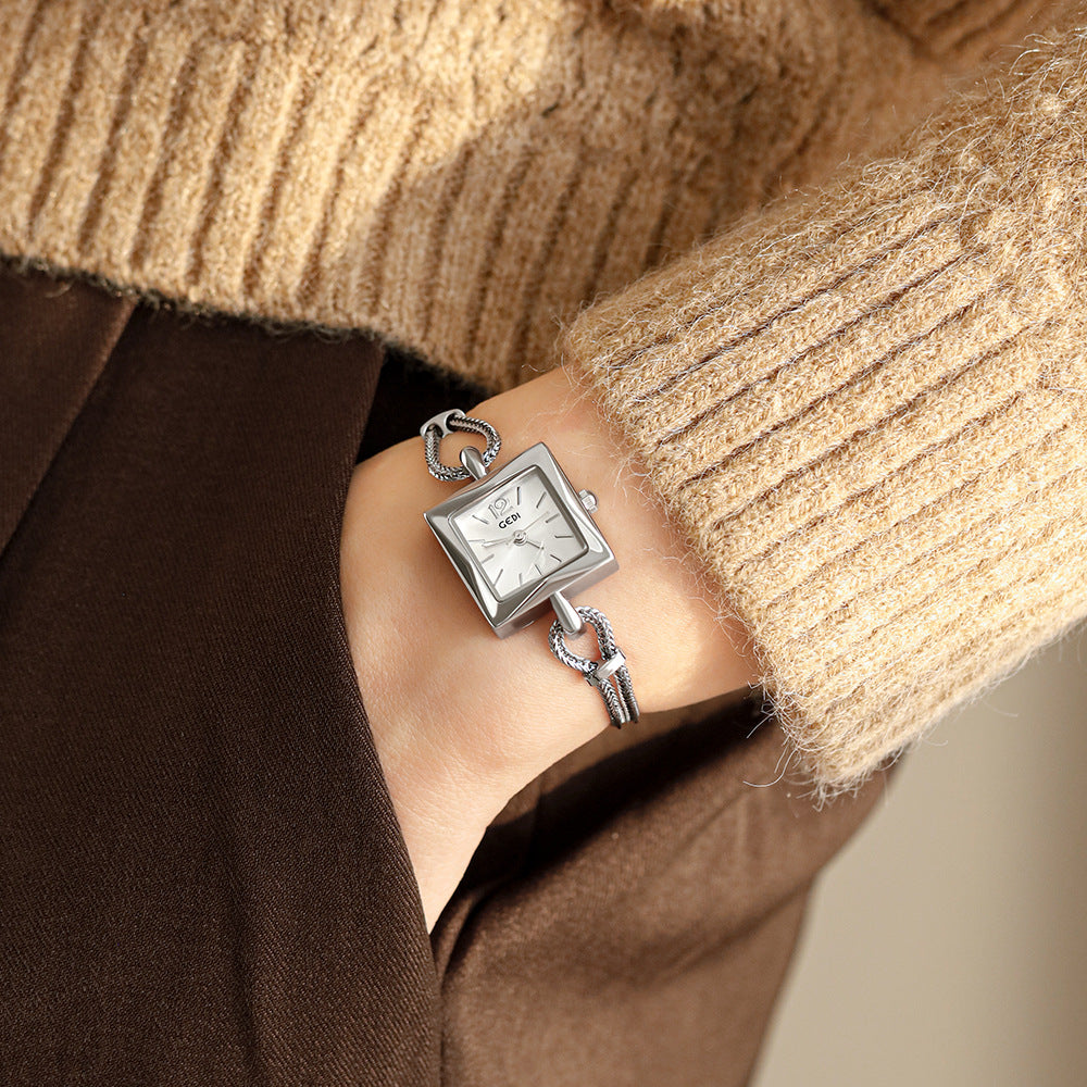 GESMART Women's Small Square Bracelet Quartz Watch Minimalist Niche Design Vintage Style