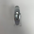 GESMART Unisex Y2K Water Drop Shape Watch Retro Trendy Niche Personality Water Resistant Bracelet Wristwatch