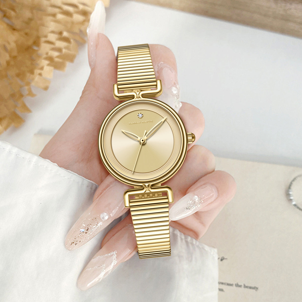 GESMART Women's Round Compact Dial Quartz Watch Japanese Movement Exquisite Minimalist