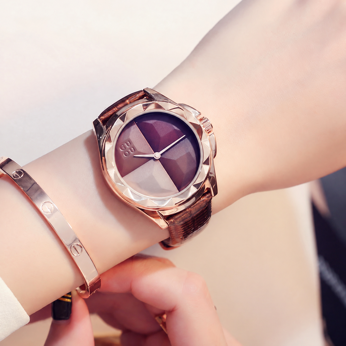 Women's Urban Professional Quartz Watch