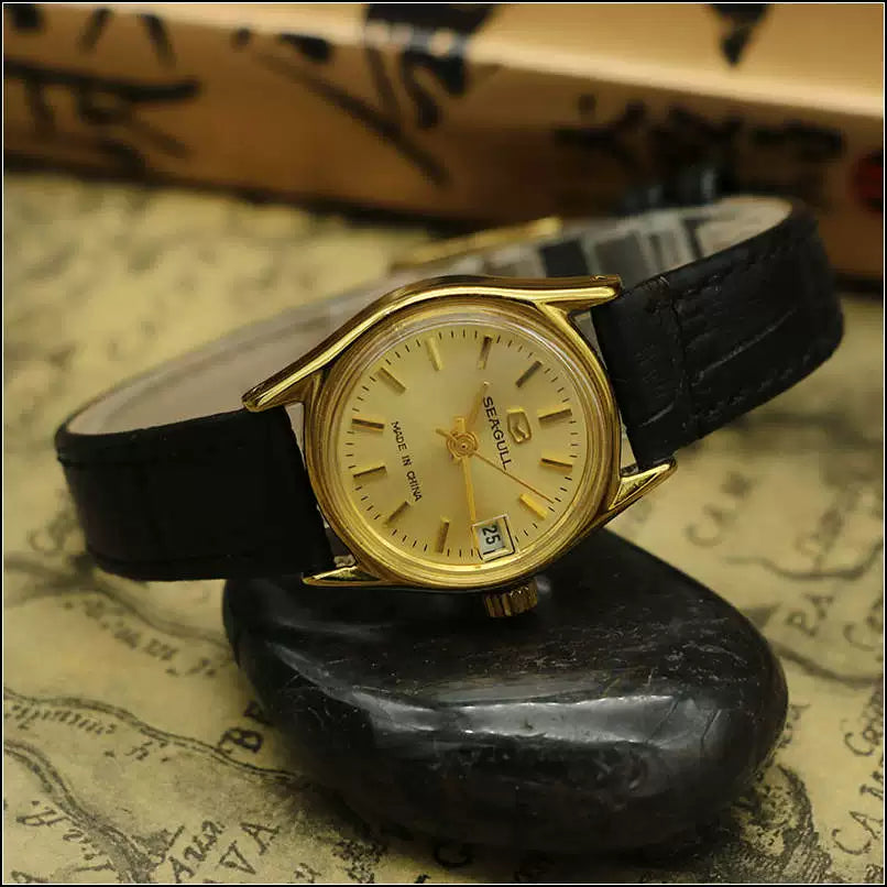 Sea Gull Ladies Mechanical Watch Titanium Date Leather Strap Vintage NOS