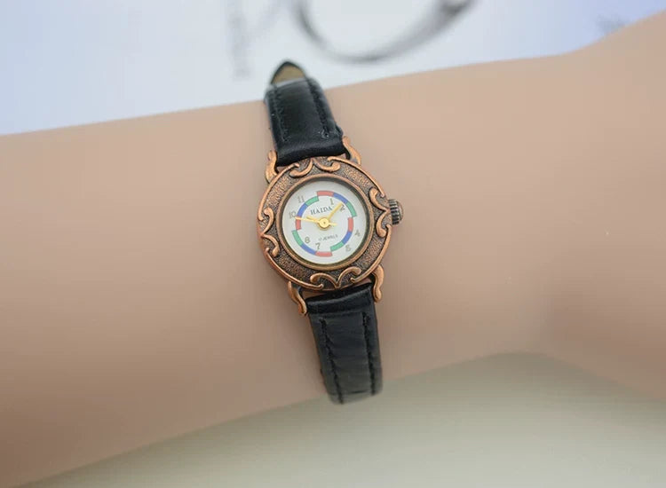 HAIDA Ladies Manual Wind Mechanical Watch Engraved Case Vintage Shanghai NOS