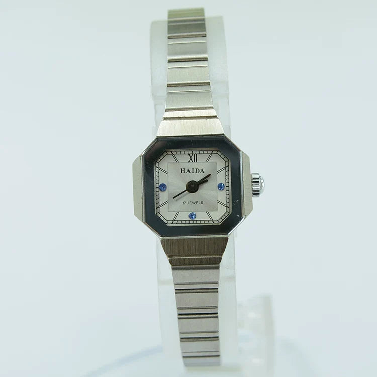 HAIDA Ladies Mechanical Watch Silver Compact Fashion NOS