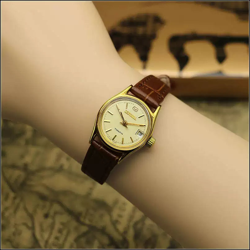Sea Gull Ladies Mechanical Watch Titanium Date Leather Strap Vintage NOS