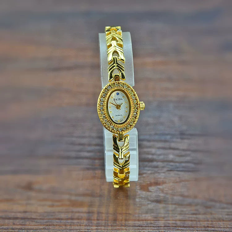 HAIDA Ladies Quartz Watch Heart-Shaped Crystal-Set Dial Fashion