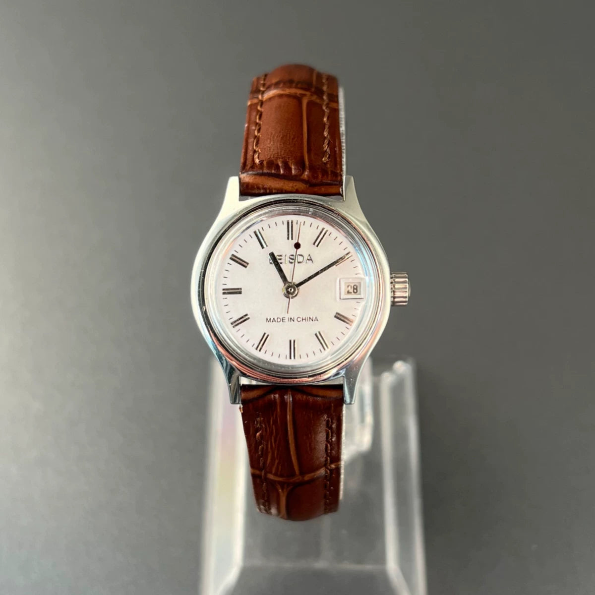 LEISDA Vintage Ladies Manual Wind Watch 19 Jewels Sea Gull Movement NOS