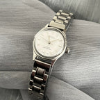 LEISDA Ladies 5520 Manual Wind Mechanical Watch Small Minimalist Vintage