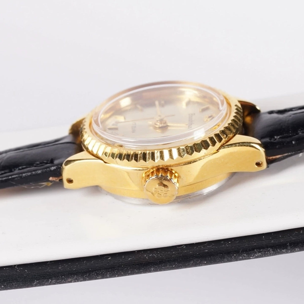 Baoshihua Ladies Manual Wind Mechanical Watch Small Vintage Retro NOS Shanghai