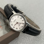 LEISDA Ladies 5520 Manual Wind Mechanical Watch Small Minimalist Vintage NOS